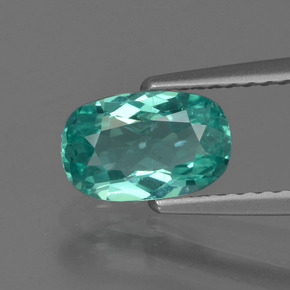 0.98カラットの天然ブルーグリーンアパタイト（8.1×5.2 mm・オーバルカット）