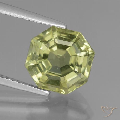 3.68ct 天然 ミディアムグリーン アパタイト, エメラルドカット, VS
