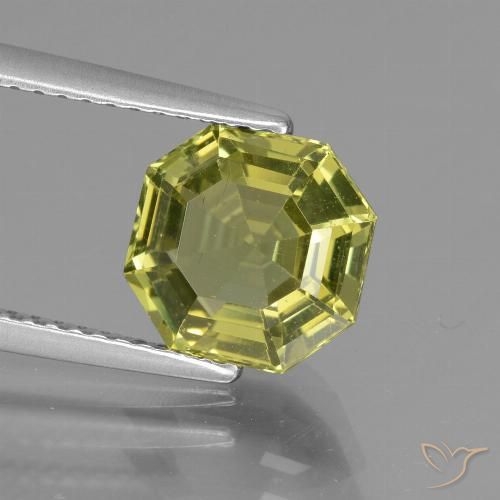 2.81ct 天然 ミディアムイエロー アパタイト, エメラルドカット, VS