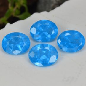 1.40カラットの天然濃いブルーアパタイト（4.9×4 mm・オーバルカット）