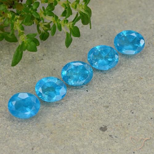 Shop natural 1.87ct 紺碧の青 アパタイト gems, 楕円形, from マダガスカル at GemSelect. In stock, global shipping!