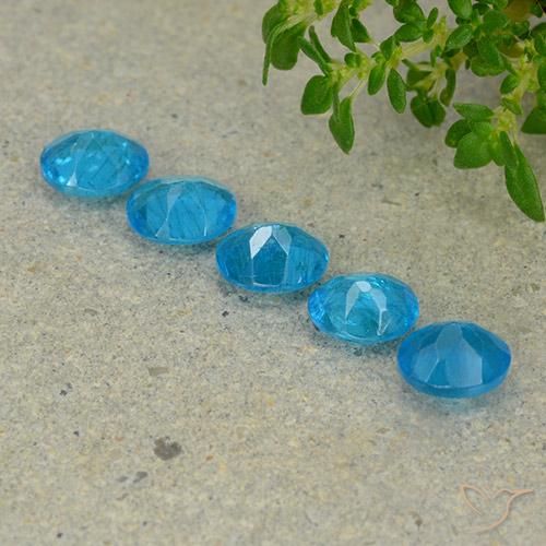 Shop natural 1.87ct 紺碧の青 アパタイト gems, 楕円形, from マダガスカル at GemSelect. In stock, global shipping!