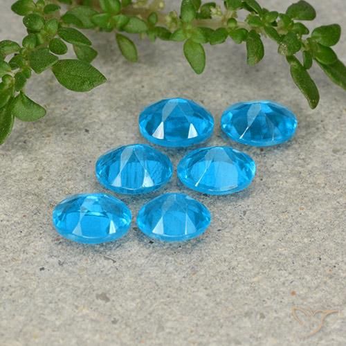 Shop natural 2.17ct 紺碧の青 アパタイト gems, 楕円形, from マダガスカル at GemSelect. In stock, global shipping!