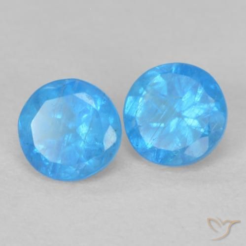 Shop natural 0.38ct 濃いベイビーブルー アパタイト gems, ラウンド, from マダガスカル at GemSelect. In stock, global shipping!