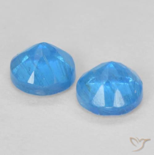 Shop natural 0.40ct ミディアムブルー アパタイト gems, ラウンド, from マダガスカル at GemSelect. In stock, global shipping!
