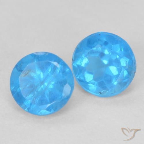 Shop natural 0.38ct ミディアムブルー アパタイト gems, ラウンド, from マダガスカル at GemSelect. In stock, global shipping!