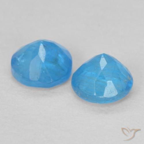Shop natural 0.38ct 濃い紺碧の青 アパタイト gems, ラウンド, from マダガスカル at GemSelect. In stock, global shipping!