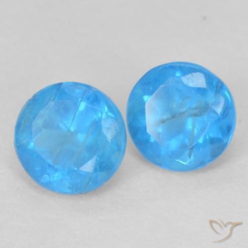 Shop natural 0.40ct ミディアムブルー アパタイト gems, ラウンド, from マダガスカル at GemSelect. In stock, global shipping!