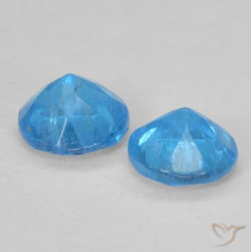 Shop natural 0.36ct ミディアムブルー アパタイト gems, ラウンド, from マダガスカル at GemSelect. In stock, global shipping!