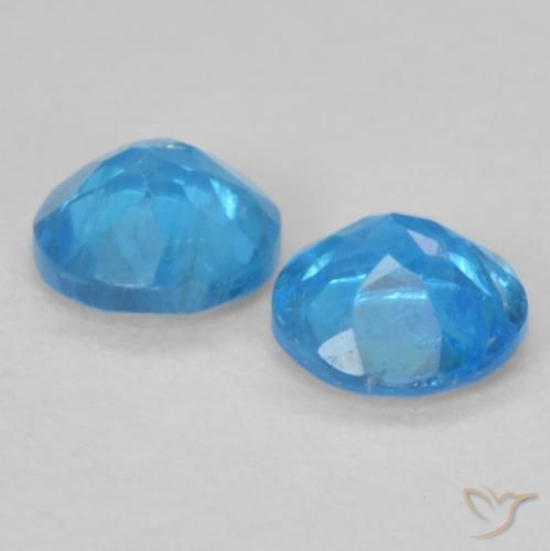 Shop natural 0.38ct 紺碧の青 アパタイト gems, ラウンド, from マダガスカル at GemSelect. In stock, global shipping!