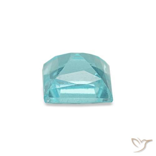 0.59カラットの天然ミディアムブルーグリーンアパタイト（4.7×4.6 mm・四角）