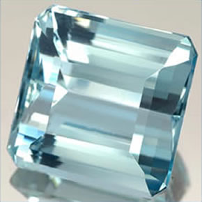 10.58カラットの天然ライトブルーアクアマリン（13.2×13.1 mm・エメラルドカット）