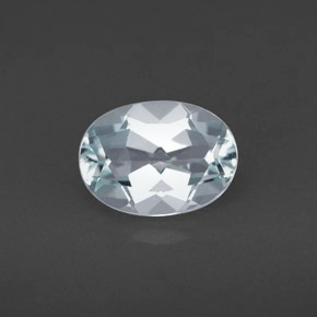 1.10カラットの天然ライトブルーアクアマリン（8×5.8 mm・オーバルカット）