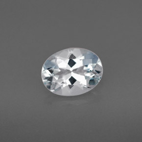 1.13カラットの天然ライトブルーアクアマリン（8×6.2 mm・オーバルカット）