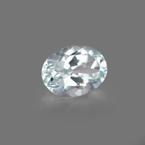 1.27カラットの天然ライトブルーアクアマリン（8.1×6.1 mm・オーバルカット）