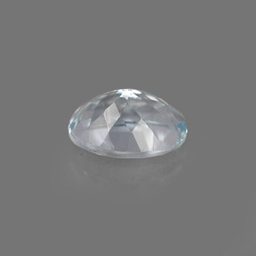 1.27カラットの天然ライトブルーアクアマリン（8.1×6.1 mm・オーバルカット）