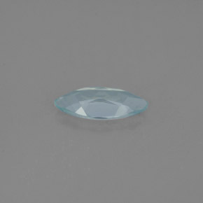 0.82カラットの天然ライトブルーアクアマリン（10.1×5 mm・マーキス）