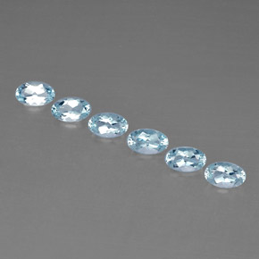 カラットの天然ライトブルーアクアマリン（5.1×3.1 mm・オーバルカット）