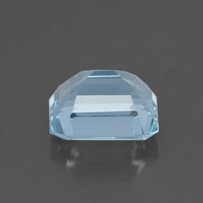 1.23カラットの天然ライトブルーアクアマリン（7×6 mm・エメラルドカット）