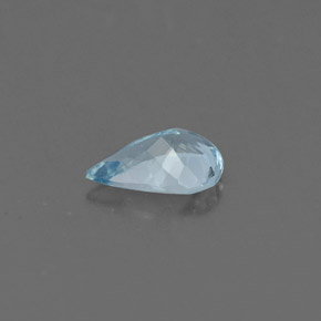 0.31カラットの天然ライトブルーアクアマリン（6.2×4 mm・洋梨の形）
