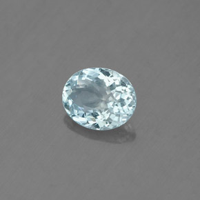 0.60カラットの天然ライトブルーアクアマリン（6.6×5.3 mm・オーバルカット）
