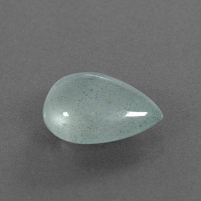 3.38カラットの天然ライトブルーグリーンアクアマリン（12.2×9.4 mm・透明）