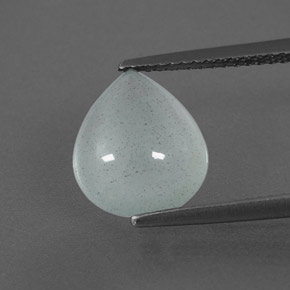 3.20カラットの天然ライトブルーグリーンアクアマリン（11×9.6 mm・透明）