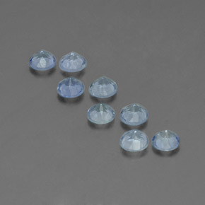 カラットの天然ライトブルーアクアマリン（4.20 mm・ラウンドカット）