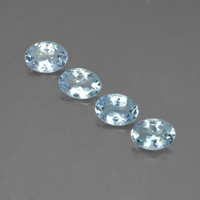 カラットの天然ライトブルーアクアマリン（7.1×5.1 mm・オーバルカット）