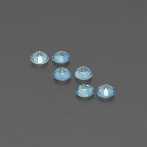 カラットの天然ライトグリーンブルーアクアマリン（4.16 mm・ラウンドカット）