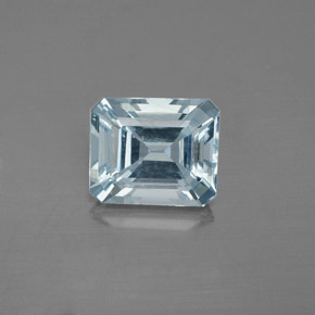 2.00カラットの天然ライトグリーンブルーアクアマリン（8.5×7.1 mm・エメラルドカット）