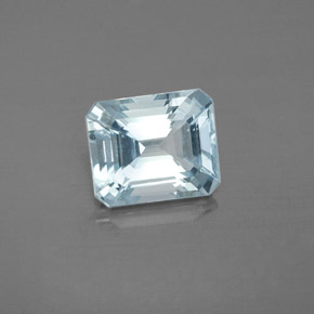 2.00カラットの天然ライトグリーンブルーアクアマリン（8.5×7.1 mm・エメラルドカット）