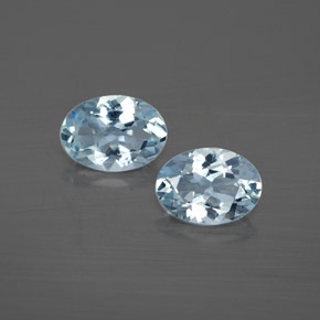 カラットの天然ライトブルーアクアマリン（7×5.1 mm・オーバルカット）