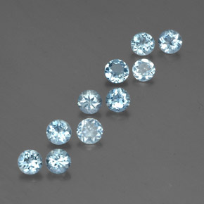 カラットの天然ライトブルーアクアマリン（4.01 mm・ラウンドカット）