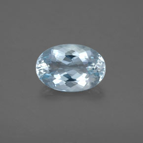 1.67カラットの天然ライトブルーアクアマリン（9.9×6.7 mm・オーバルカット）