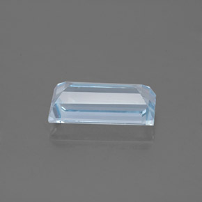 1.60カラットの天然ライトブルーアクアマリン（10.1×5 mm・バゲット）