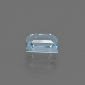 1.34カラットの天然ライトブルーアクアマリン（7.5×5.8 mm・バゲット）
