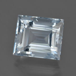 9.72カラットの天然薄いスカイブルーアクアマリン（13.4×11.6 mm・バゲット）