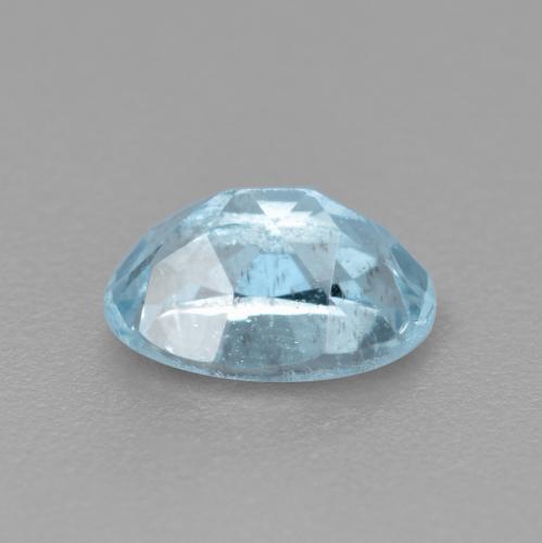 0.47カラットの天然ベイビーブルーアクアマリン（6.1×4.1 mm・オーバルカット）