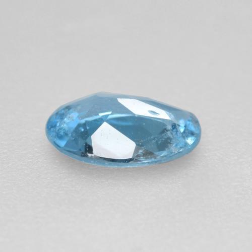 0.41カラットの天然スイスブルーアクアマリン（6.4×4.6 mm・オーバルカット）