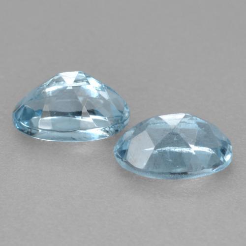 0.53カラットの天然スカイブルーアクアマリン（5.1×3.2 mm・オーバルカット）