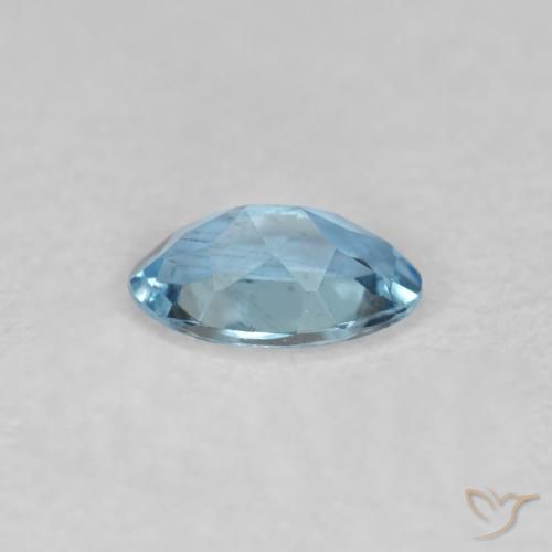 0.17カラットの天然ディープアクアアクアマリン（4.8×3 mm・オーバルカット）