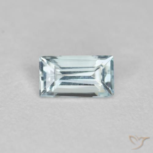 0.29カラットの天然薄い緑がかった青アクアマリン、バゲット、VS-SI