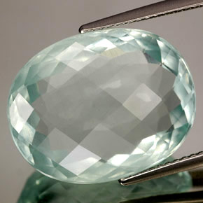 14.10カラットの天然ライトグリーンブルーアクアマリン（18.8×14.8 mm・オーバルカット）