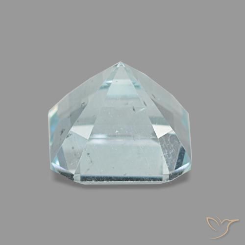 1.06カラットの天然薄いアクアブルーアクアマリン（5.9×5.9 mm・エメラルドカット）