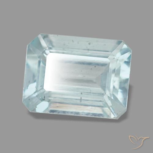 1.45カラットの天然薄いアクアブルーアクアマリン（8.2×6.1 mm・エメラルドカット）