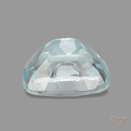 1.18カラットの天然ライトブルーアクアマリン（6.9×5 mm・クッションカット）