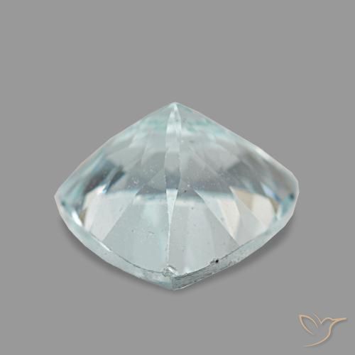 1.56カラットの天然薄いアクアブルーアクアマリン（8.3×8 mm・トリリアント）