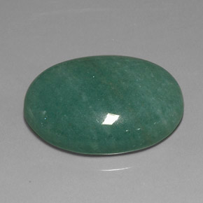 33.85カラットの天然グリーンアベンチュリン（30.5×20 mm・オーバルカット）
