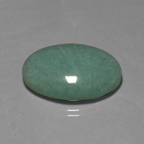 28.80カラットの天然グリーンアベンチュリン（28.8×20.3 mm・オーバルカット）